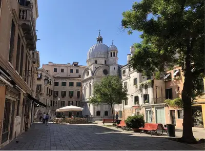 Il quartiere o una zona nella vicinanze dell'appartamento
