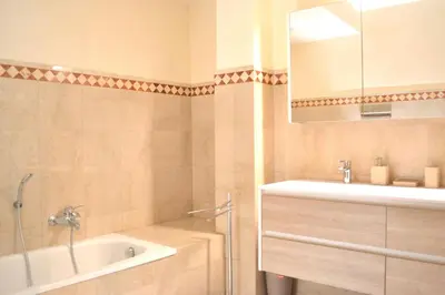 Bagno di Portico Oscuro Deluxe Apartment - centro città