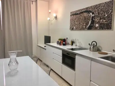 Cucina o angolo cottura di dimora scaldaferro