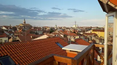 Vista generica su Chioggia o vista sulla città dall'interno dell'appartamento