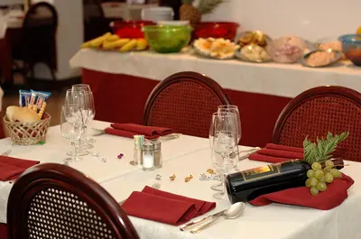 Cibo presso l'hotel o nelle vicinanze
