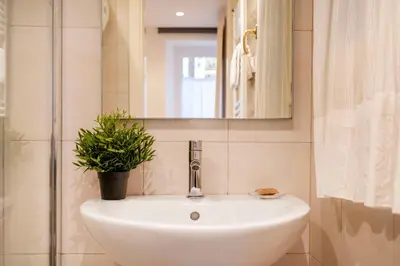 Bagno di Fenix Colombina in Biennale - Your little house