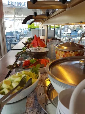 Cibo presso l'hotel o nelle vicinanze