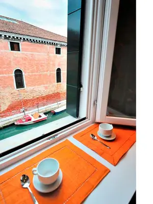 Set per la preparazione di tè e caffè presso Vivaldi room - Biennale by Wonderful Italy