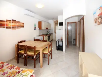 Area soggiorno di Apartment Casa Debora-1 by Interhome