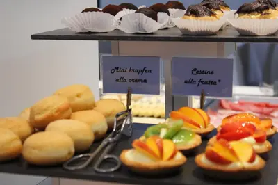Cibo presso l'hotel o nelle vicinanze