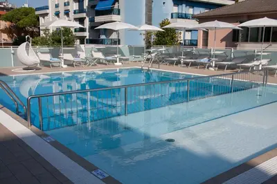 Piscina di Hotel Albatros 3 Stelle Superior o nelle vicinanze