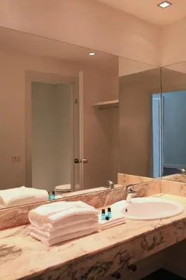 Bagno di Blue Dream Hotel