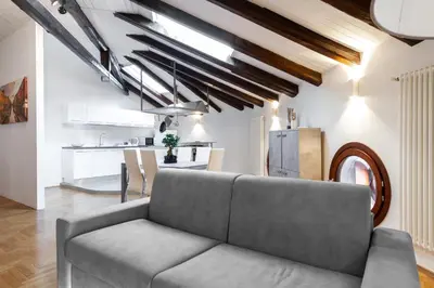 Area soggiorno di ATTIC FLOOR VENICE APARTMENT