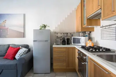 Cucina o angolo cottura di Autentico Trilocale, vista mozzafiato sul Canale
