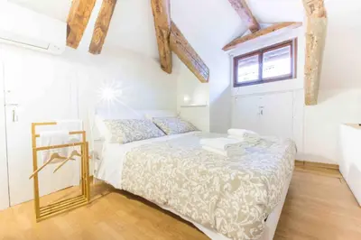 Letto o letti in una camera di CA GRIMANI Double Apartment: private terrace and stunning view