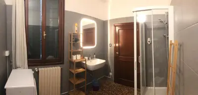 Bagno di APPARTAMENTO Ruga Giuffa
