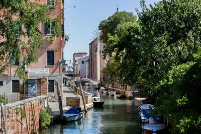 Vista sul fiume nelle vicinanze dell'appartamento