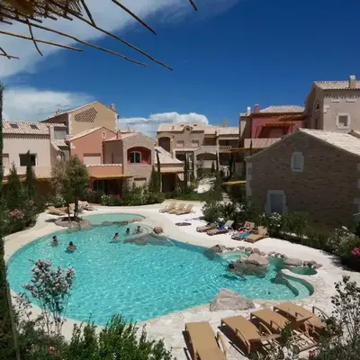 Cascina del Mar Apartments