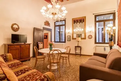 TV o dispositivi per l'intrattenimento presso Fenice Backstage over Canal