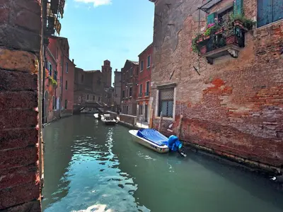 Vista sul fiume nelle vicinanze dell'appartamento