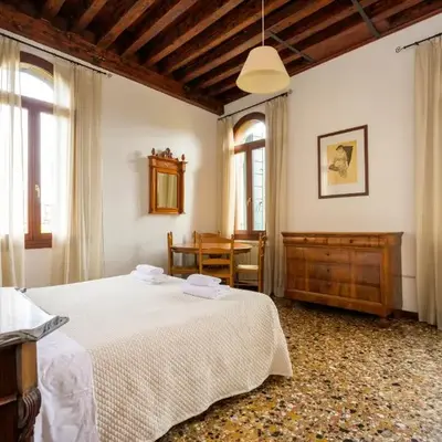 Ca' San Trovaso by Sarlux