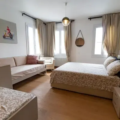 LA CASA QUADRA