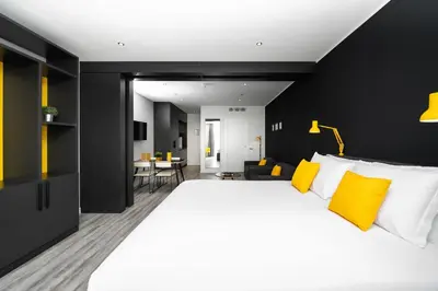Letto o letti in una camera di Staycity Aparthotels Venice Mestre