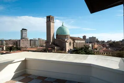 Vista generica su Padova o vista sulla città dall'interno dell'affittacamere