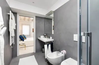 Bagno di Biennale 1&2 , Elegant Apartments 15 min walk from St Marks Square - Venice Heaven Apartments Collection
