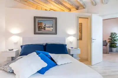Letto o letti in una camera di Biennale 1&2 , Elegant Apartments 15 min walk from St Marks Square - Venice Heaven Apartments Collection