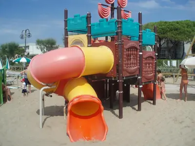Area giochi per bambini di VILLA DEI DOGI 2
