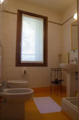 Bagno di Osteria La Pesa