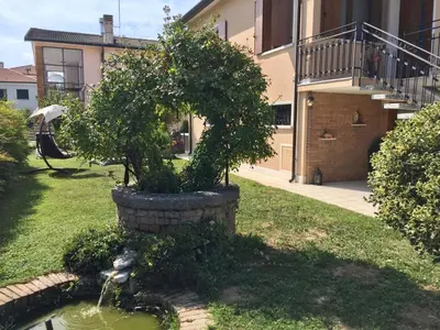 Giardino di casa vacanza Pina
