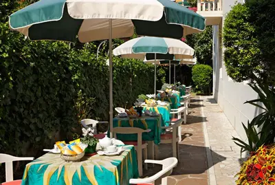 Giardino di Hotel Santa Lucia