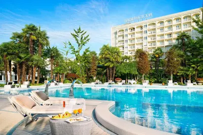 Piscina di Grand Hotel Trieste & Victoria o nelle vicinanze