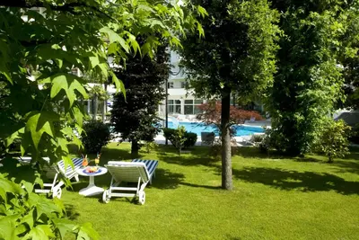 Piscina di Hotel La Residence & Idrokinesis o nelle vicinanze
