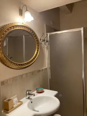 Bagno di Agriturismo San Michele
