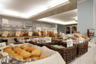 Cibo presso l'hotel o nelle vicinanze