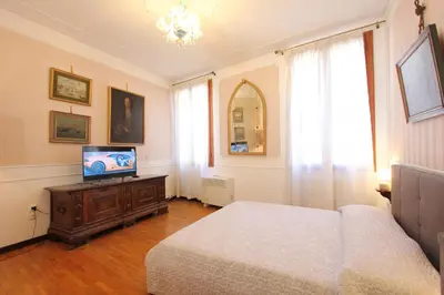 TV o dispositivi per l'intrattenimento presso City Apartments Corner Canal View