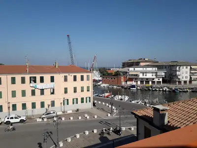 Vista generica su Chioggia o vista sulla città dall'interno dell'appartamento