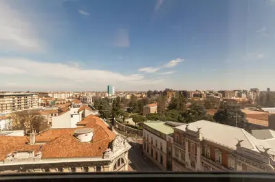 Vista generica su Padova o vista sulla città dall'interno dell'appartamento