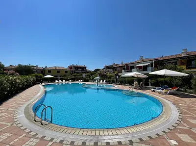 Piscina di Appartamenti Valle Dolce - Carraro Immobiliare - Family Apartments o nelle vicinanze
