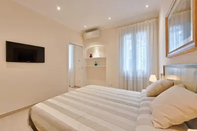 Letto o letti in una camera di Romance in Rialto - your house to stay together