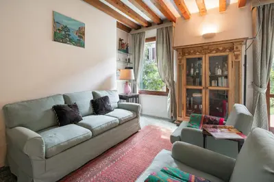 Area soggiorno di Garden apartment
