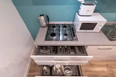 Cucina o angolo cottura di Dorsoduro Suite 1241 by Wonderful Italy