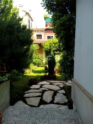 Giardino di APPARTAMENTO PARADISO CA' GIULIA