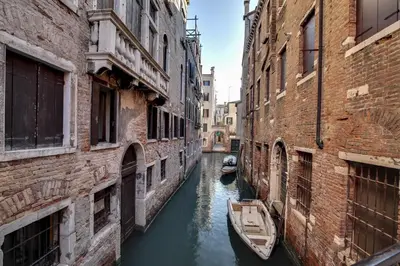 Vista sul fiume nelle vicinanze dell'appartamento