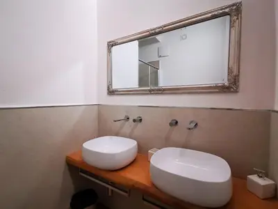 Bagno di Deluxe 3 Bedroom Flat in Rialto