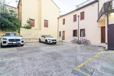 Planimetria di GuestHost - Padua Center Urban Flat