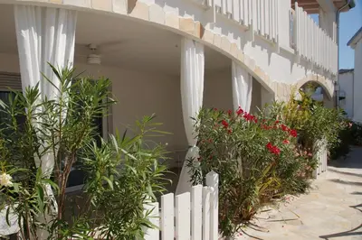 Giardino di Cala Blu Residence con piscina-Centralissimo Lido di Jesolo