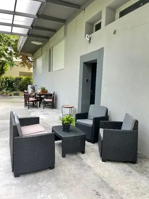 Area soggiorno di Da Lenny the Grey Apartment