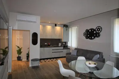 Cucina o angolo cottura di Magno Luxury Apt Canal View