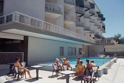 Piscina di Apartments in Lido di Jesolo 25354 o nelle vicinanze