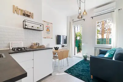 Cucina o angolo cottura di GuestHost - Garden Mini Flat Specola